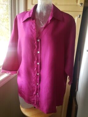 SASH 100% Silk Women’s Magenta Ruffle-Trim Button-Front Blouse
